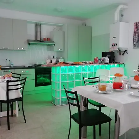 Le Mille E Notte Bed and breakfast