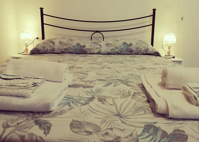 ベッド・アンド・ブレックファスト Le Mille E Notte コマッキオ