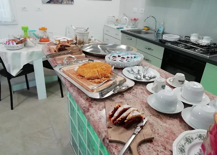 Le Mille E Notte ベッド・アンド・ブレックファスト 3*