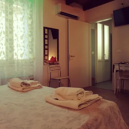 Oda ve Kahvaltı Le Mille E Notte Comacchio